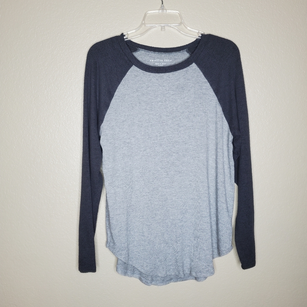 AE Plush M gray long sleeve oversized tee